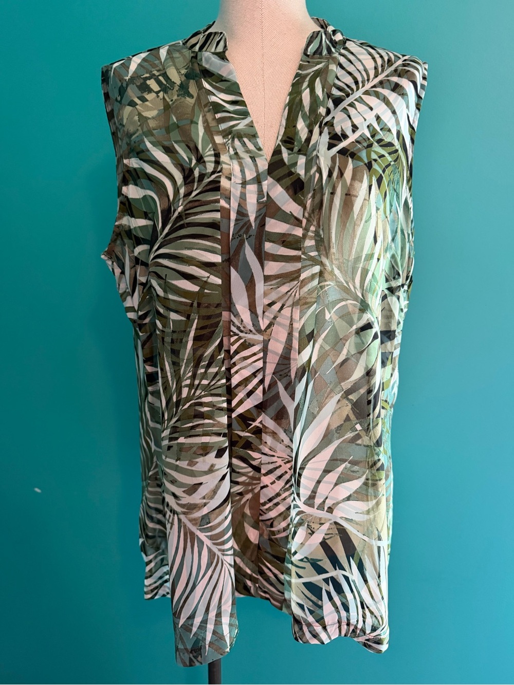 Women’s Green Palm-Print Sleeveless Tank Top